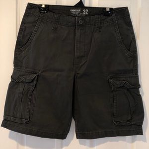 Old Navy Cargo Short - Navy - Sz 32